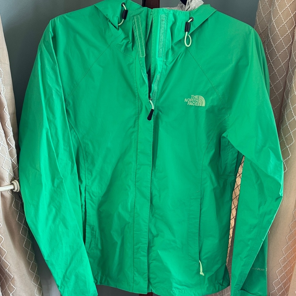 The North Face Emerald Green Women's Hooded Rain Shell